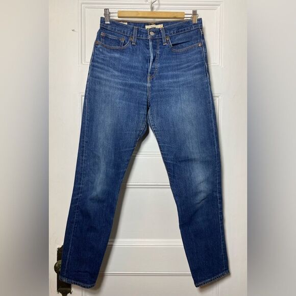 LEVI'S Wedgie Icon High-Rise Straight Leg Premium Jeans Medium Wash Size 27 - Picture 3 of 15